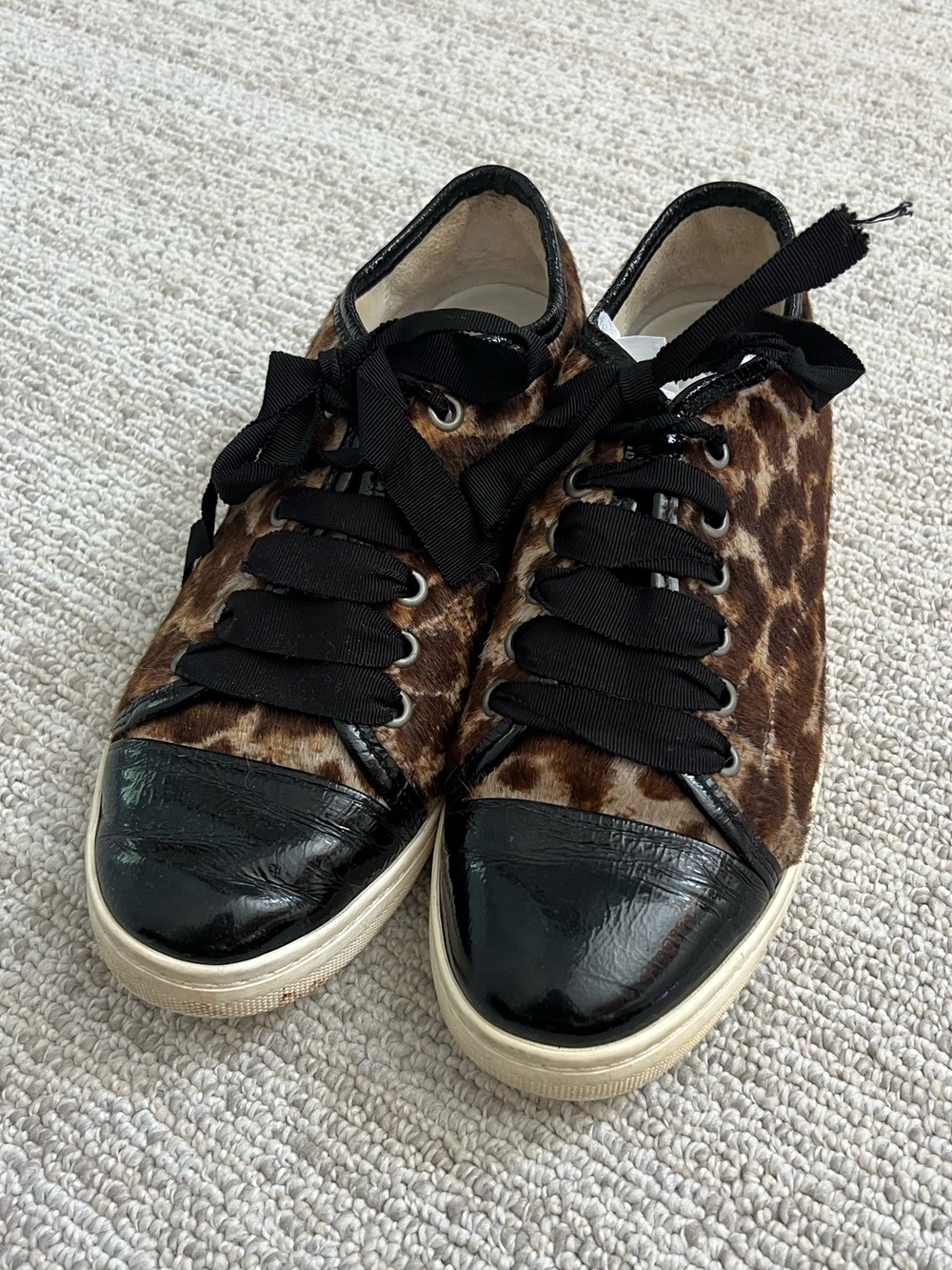 LANVIN Leopard Print Sneakers $798 Size 8 38